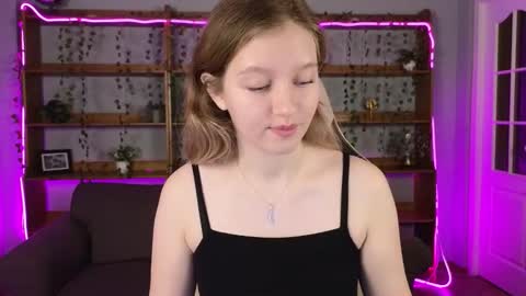 Snapshot of ksuhesa chatting on 12/20/25, 01:56 ksuhesa online show from 12/20/25, 01:56