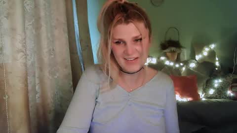 Snapshot of kudesnizza chatting on 02/03/25, 11:09 Annika MTF ts post -op online show from 02/03/25, 11:09