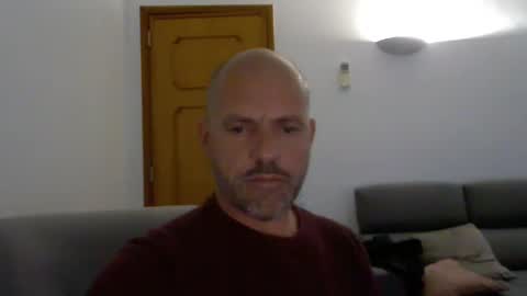 Snapshot of kukuxx1 chatting on 12/05/25, 05:09 kukuxx1 online show from 12/05/25, 05:09