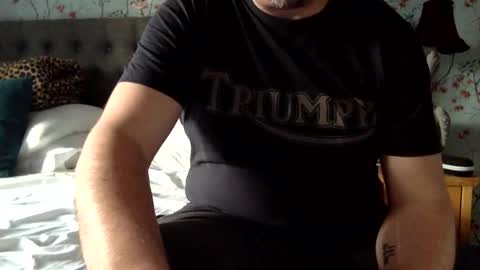 kulashaker46 online show from 11/18/25, 02:43