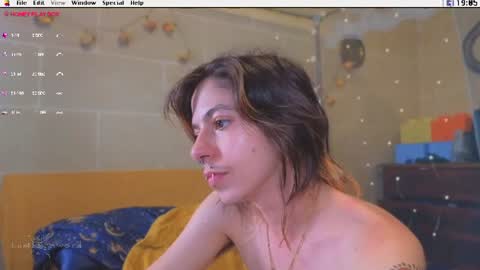 Snapshot of kuntboyzworld chatting on 07/19/26, 05:05 Krypto hethey online show from 07/19/26, 05:05