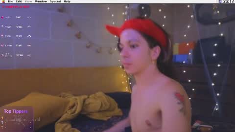 Snapshot of kuntboyzworld chatting on 07/21/26, 09:17 Krypto hethey online show from 07/21/26, 09:17