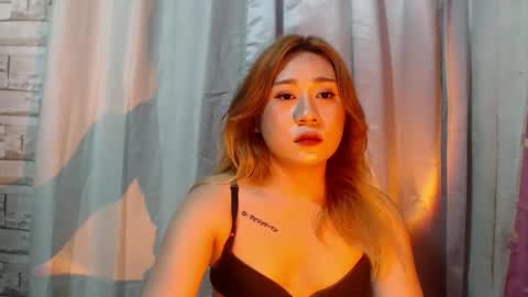 Snapshot of kuntiexxx chatting on 02/15/25, 09:48 kuntiex online show from 02/15/25, 09:48