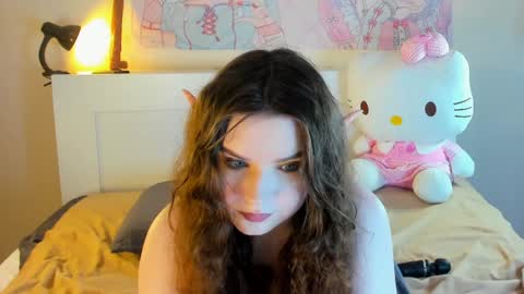 Anna online show from 12/22/24, 12:17