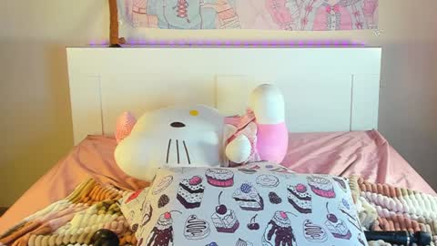 Anna online show from 02/04/25, 03:33