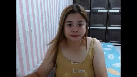 kurdapya28 online show from 12/15/25, 11:36