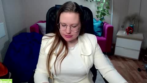 kuri_u online show from 01/17/26, 09:14