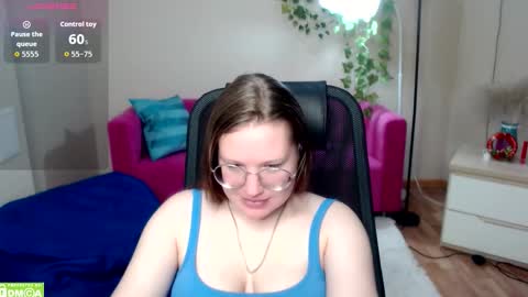 kuri_u online show from 02/07/26, 09:13