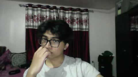 Snapshot of kurosaki_bankai chatting on 05/11/26, 04:04 kurosaki_bankai online show from 05/11/26, 04:04