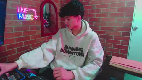 JASON online show from 04/29/26, 04:49