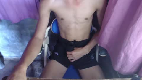 Snapshot of kurtxxx07 chatting on 02/14/25, 07:17 kurtxxx07 online show from 02/14/25, 07:17