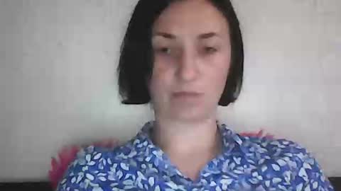 kusia032132 online show from 10/09/25, 06:22