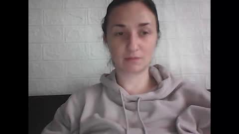 kusia032132 online show from 11/05/25, 07:30