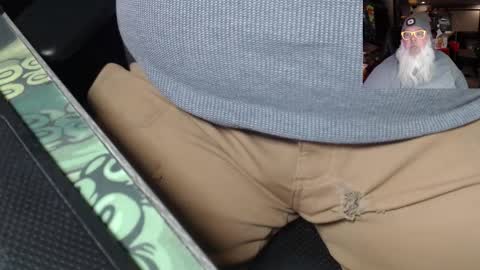 Snapshot of kustom77 chatting on 02/17/25, 05:10 Vlad Voivode of Wallachia online show from 02/17/25, 05:10