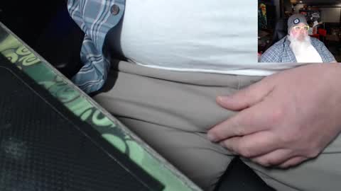 Snapshot of kustom77 chatting on 02/21/25, 05:20 Vlad Voivode of Wallachia online show from 02/21/25, 05:20