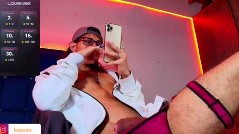 Snapshot of kuzzcoo chatting on 02/28/25, 02:31 kuzzcoo online show from 02/28/25, 02:31