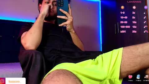 Snapshot of kuzzcoo chatting on 11/28/25, 01:58 kuzzcoo online show from 11/28/25, 01:58