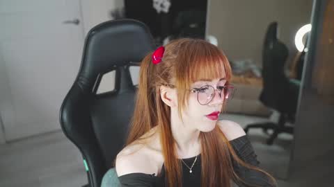 Kveilynn online show from 02/14/25, 07:44