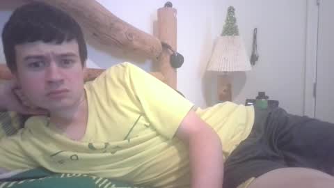 Snapshot of kwahrens22 chatting on 12/19/24, 01:18 Kenji online show from 12/19/24, 01:18