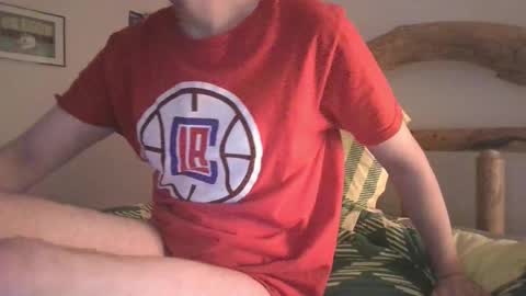 Snapshot of kwahrens22 chatting on 11/16/25, 01:44 Kenji online show from 11/16/25, 01:44