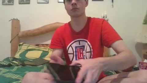 Snapshot of kwahrens22 chatting on 11/24/25, 02:22 Kenji online show from 11/24/25, 02:22