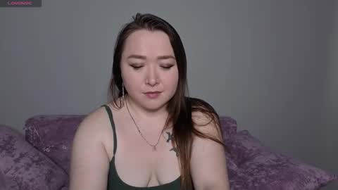 Snapshot of kyeacloser chatting on 02/20/26, 04:31 kyeacloser online show from 02/20/26, 04:31