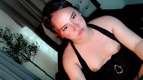 Snapshot of kyla_andrea chatting on 11/08/25, 09:24 kyla online show from 11/08/25, 09:24