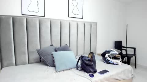 Snapshot of kyla_left chatting on 11/07/25, 01:00 Wadjett Emmy online show from 11/07/25, 01:00