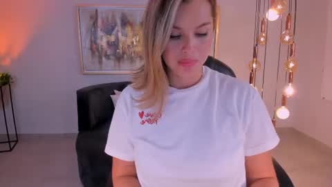 Snapshot of kylamorrison chatting on 07/14/26, 11:38 I am Kyla online show from 07/14/26, 11:38