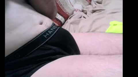 Snapshot of kyle390 chatting on 10/26/25, 01:33 kyle390 online show from 10/26/25, 01:33