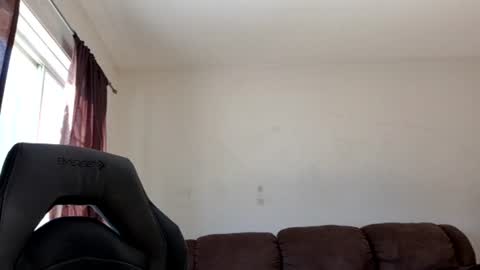 Snapshot of kyle67527 chatting on 10/03/25, 02:25 kyle67527 online show from 10/03/25, 02:25