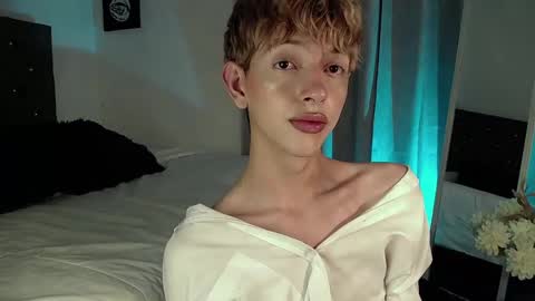 Snapshot of kyle__cooper chatting on 12/26/24, 08:07 Kyle Cooper online show from 12/26/24, 08:07