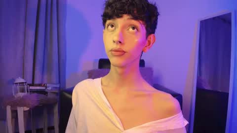 Snapshot of kyle__cooper chatting on 03/01/25, 04:15 Kyle Cooper online show from 03/01/25, 04:15