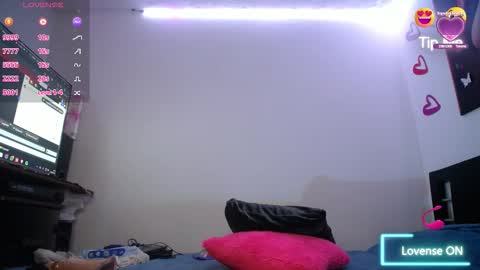 Snapshot of kylee79 chatting on 01/19/26, 04:16 Kylee online show from 01/19/26, 04:16