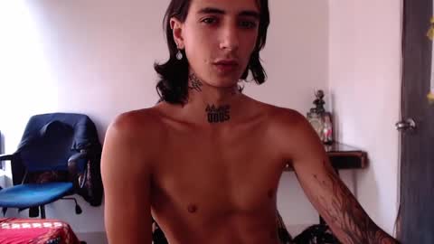 Snapshot of kyleer77 chatting on 03/10/25, 04:57 kyleer77 online show from 03/10/25, 04:57