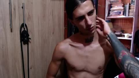 kyleer77 online show from 05/30/26, 07:33