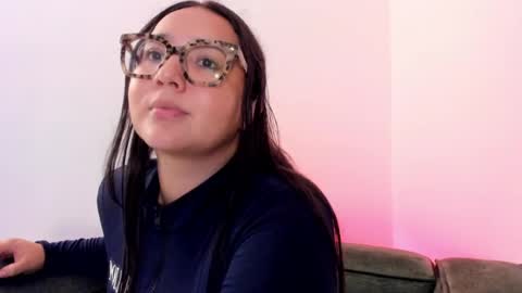 Kyleigh online show from 06/10/26, 12:33