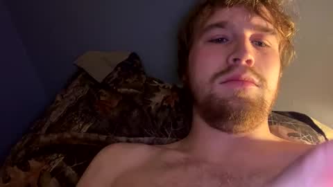 Snapshot of kylelovepussy69 chatting on 02/04/25, 10:10 kylelovepussy69 online show from 02/04/25, 10:10