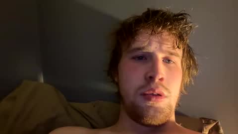 Snapshot of kylelovepussy69 chatting on 03/05/25, 07:17 kylelovepussy69 online show from 03/05/25, 07:17