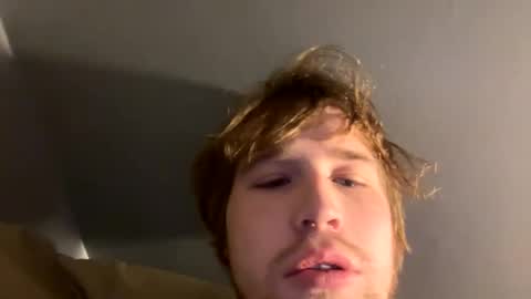 Snapshot of kylelovepussy69 chatting on 03/09/25, 12:31 kylelovepussy69 online show from 03/09/25, 12:31