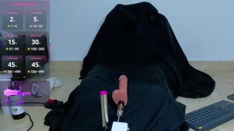 Snapshot of kylewalterxxx chatting on 11/13/25, 11:47 kylewalterxxx online show from 11/13/25, 11:47