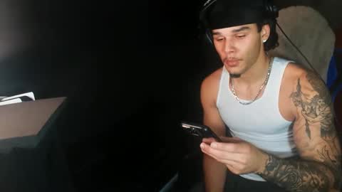 Snapshot of kylewhitedgs chatting on 12/06/24, 04:03 KyleWhiteDGS online show from 12/06/24, 04:03