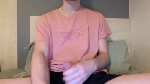 Snapshot of kylewinner_1990 chatting on 02/25/26, 06:39 kylewinner_1990 online show from 02/25/26, 06:39