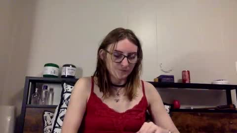 Snapshot of kylianna chatting on 04/21/26, 12:12 Kylianna online show from 04/21/26, 12:12