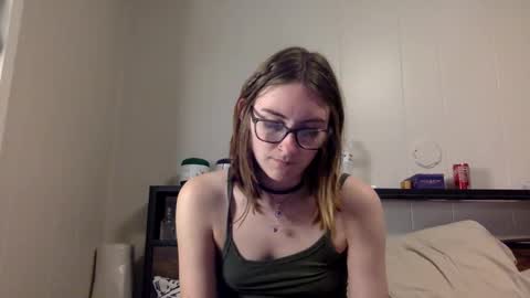 Snapshot of kylianna chatting on 04/22/26, 12:13 Kylianna online show from 04/22/26, 12:13