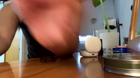 Snapshot of kylianzarate chatting on 11/23/25, 10:42 Kylian Zarate online show from 11/23/25, 10:42