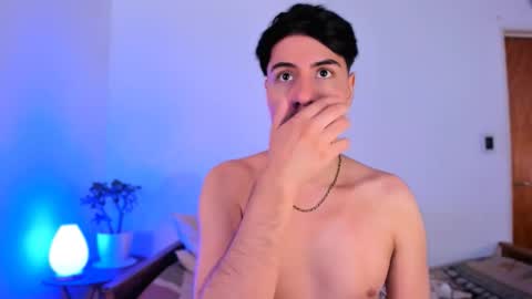 Snapshot of kylianzarate chatting on 11/30/25, 05:11 Kylian Zarate online show from 11/30/25, 05:11