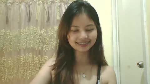 its me KYLIE online show from 11/03/25, 03:13