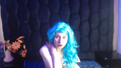kylie_bloom online show from 11/07/25, 08:42