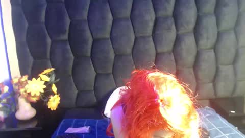 kylie_bloom online show from 11/08/25, 09:24